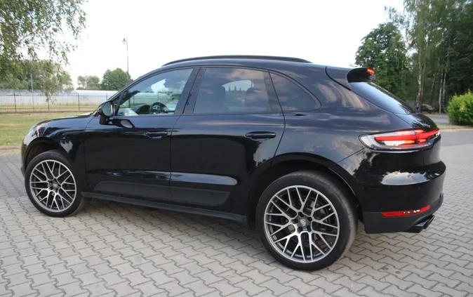 Porsche Macan cena 282800 przebieg: 49000, rok produkcji 2020 z Węgrów małe 781